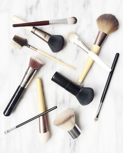 上妝無力感 干凈把化妝工具洗一洗 迎接新的一年吧