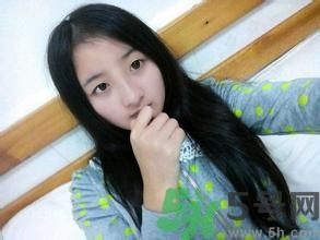 14歲月經(jīng)量多怎么辦？我14歲月經(jīng)量很多怎么回事？