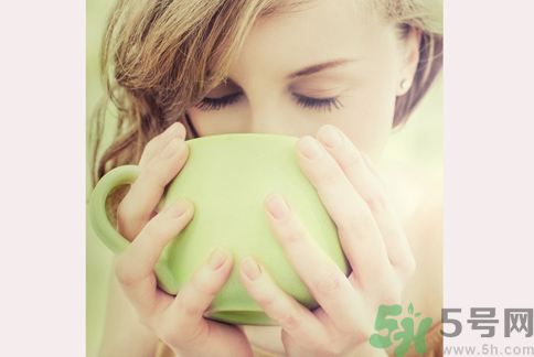 手腳冰涼是怎么回事？手腳冰涼怎么調(diào)理？