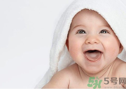 兒童的耳朵怎樣保護(hù)？保護(hù)寶寶的耳朵要做什么？