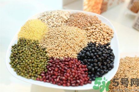 半夜腳抽筋是什么原因？半夜腳抽筋怎么緩解痛疼？