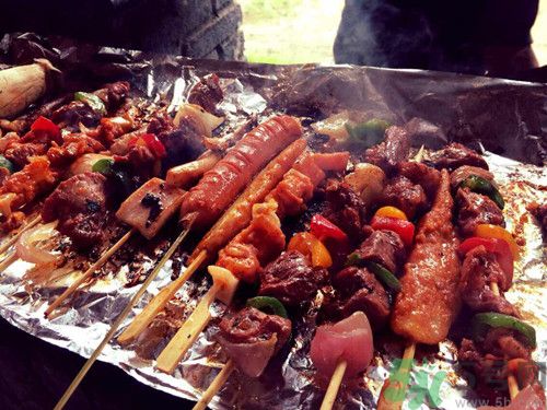 吃燒烤后吃什么解毒?吃燒烤的危害有哪些 吃燒烤后吃什么解毒?吃燒烤的危害有哪些