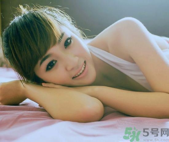 來月經乳房脹痛怎么辦？來月經乳房脹痛是什么原因？