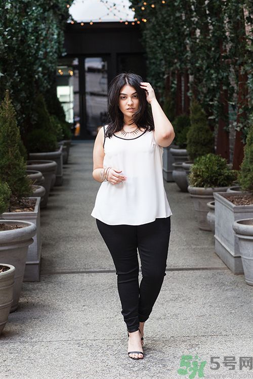 長得胖女生怎么穿衣服顯瘦？胖女孩穿什么褲子好？