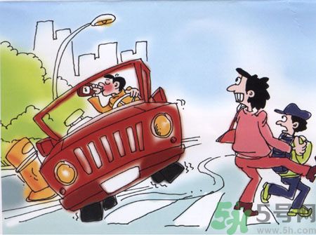 女孩j救好友身亡 酒駕的危害有哪些？