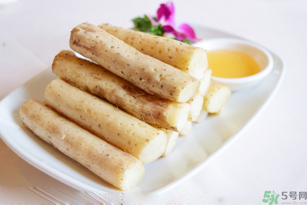 春季咳嗽怎么辦？春季咳嗽吃什么好？