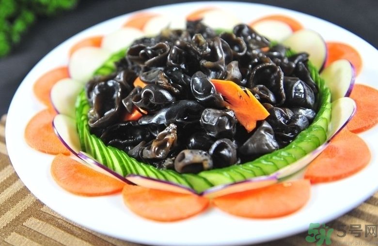 黑木耳怎么做好吃？黑木耳的家常做法？