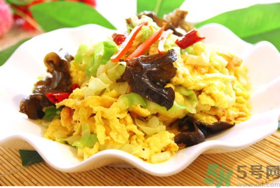 黑木耳炒雞蛋怎么做？黑木耳炒雞蛋怎么做最好吃？