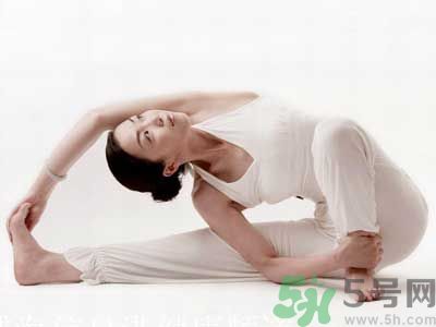 哪些瑜伽動(dòng)作可以瘦腰？瘦腰的瑜伽動(dòng)作有哪些？