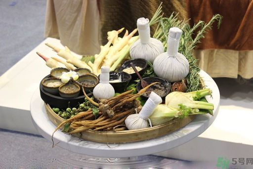 胃潰瘍吃什么藥？調(diào)理胃潰瘍的藥有哪些？