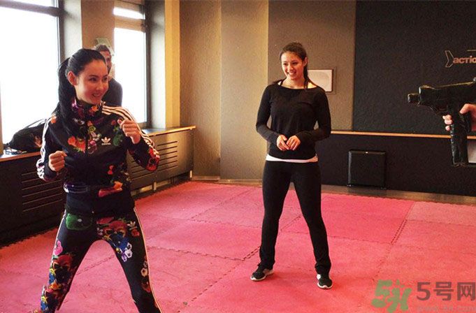 張柏芝復(fù)出拍戲很缺錢(qián)？TOP入伍前最后一次給了張柏芝！