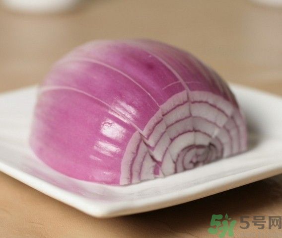 切洋蔥怎么才能流淚？切洋蔥10個(gè)妙招絕對不流淚！