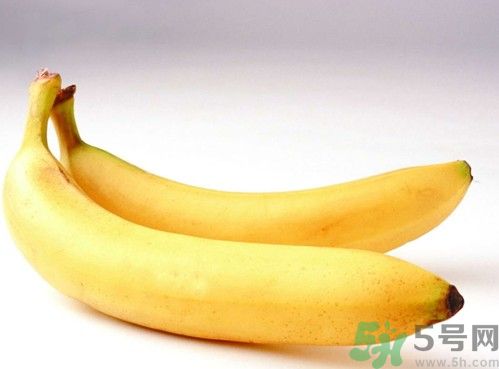 香蕉皮是青的可以吃嗎？吃香蕉要注意什么？