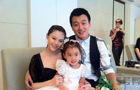 佟大為三度當(dāng)?shù)?佟大為有兒子嗎？