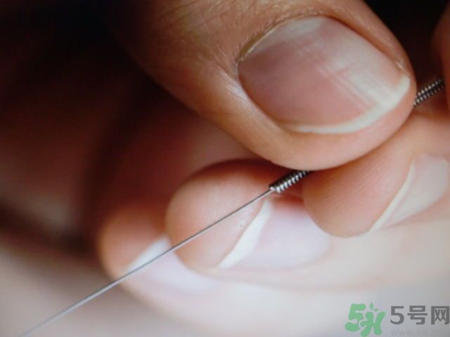 作死男子尿道塞入2米塑料管,尿道塞異物怎么辦 作死男子尿道塞入2米塑料管,尿道塞異物怎么辦