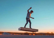 Hoverboard懸浮滑板國內(nèi)多少錢？懸浮滑板在哪可以買？