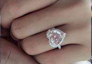 朱孝天向女友求婚 求婚鉆戒幾克拉？
