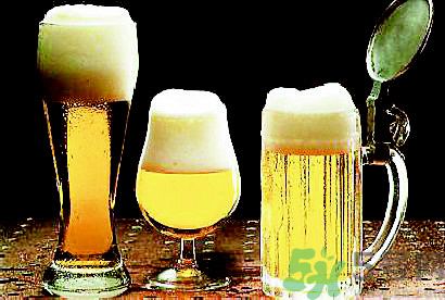 吃了消炎藥能喝啤酒嗎？吃消炎藥和啤酒好不好？