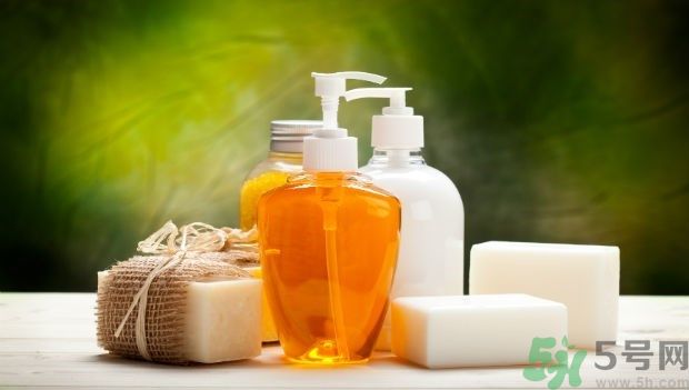 肥皂和沐浴露哪個好？肥皂和沐浴露的區(qū)別？