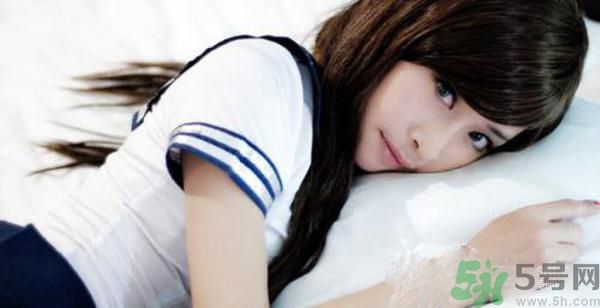 為什么沒穿內衣被拍照處分？沒穿內衣被拍照處分是怎么回事？