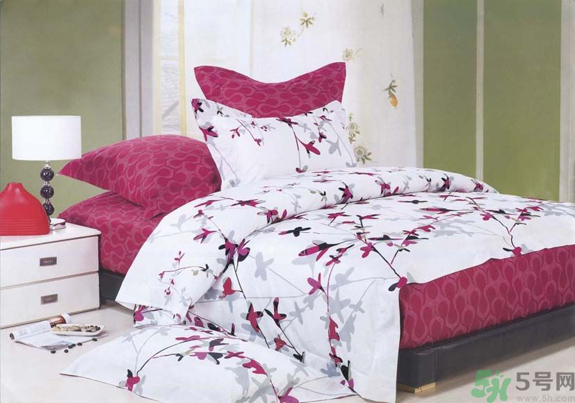 床單多久換洗一次才好？床單用什么樣的才最好？