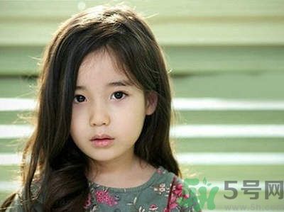 13歲新娘嫁16歲丈夫后懷孕 稱婚姻并非強迫是怎么回事？