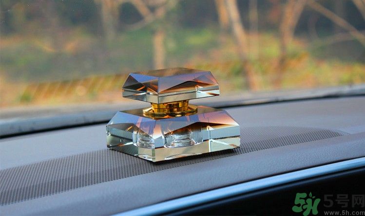 車載香水有毒嗎？如何挑選健康的車載香水？