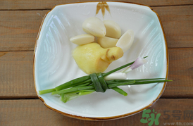 煲湯用什么鍋好？燉雞湯用什么鍋好呢？