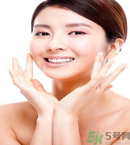 皮膚出油怎么辦？皮膚出油用什么面膜？