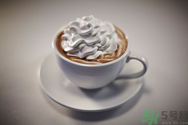 綠山咖啡價(jià)格是多少錢一斤？綠山咖啡和藍(lán)山咖啡哪個(gè)貴