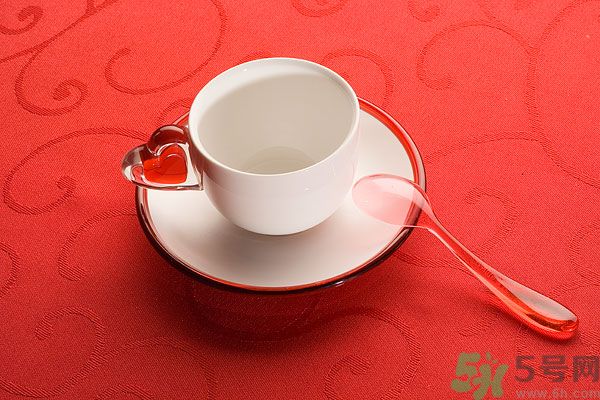 綠山咖啡價(jià)格是多少錢一斤？綠山咖啡和藍(lán)山咖啡哪個(gè)貴