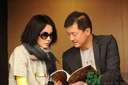 李亞鵬寫給王菲的情詩寫了什么？王菲和李亞鵬為什么離婚？