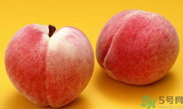 桃子吃多了容易便秘嗎？桃子吃多了會肚子疼嗎？