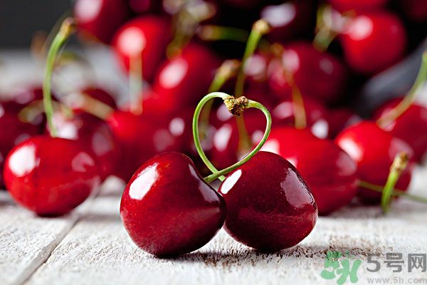 痛風(fēng)能吃櫻桃嗎？痛風(fēng)吃櫻桃可不可以？