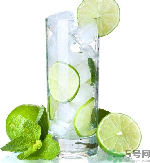 檸檬和苦瓜一起泡水喝臉癢是怎么回事？檸檬和苦瓜一起喝泡水喝臉癢怎么辦？