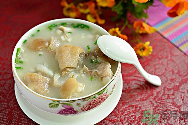 姬松茸燉豬蹄能放花生嗎？姬松茸燉豬蹄的做法？