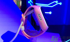 360巴迪龍兒童手表5和5s怎么樣？防水嗎？使用教程