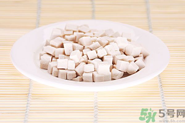 夏天吃茯苓好嗎？夏天吃茯苓有什么好處？