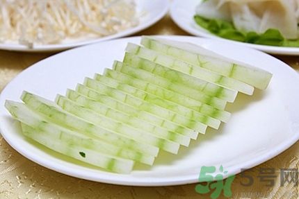 冬瓜和皮蛋一起吃能降火嗎？冬瓜能和皮蛋一起吃嗎？