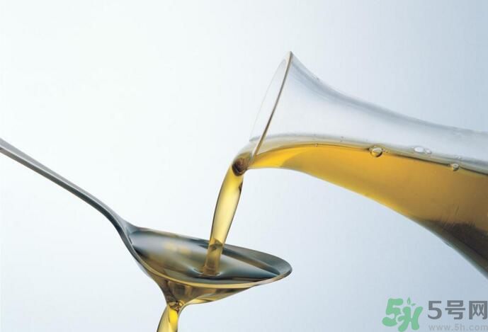 夏天吃橄欖油好還是調(diào)和油好？夏天吃橄欖油好嗎？
