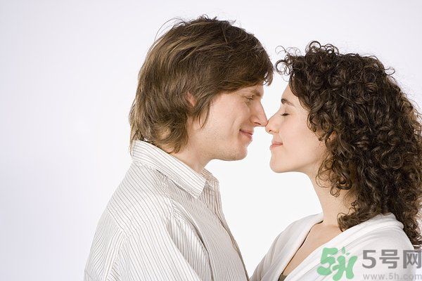 鼻塞用熱毛巾敷有用么？鼻塞怎么快速通氣？