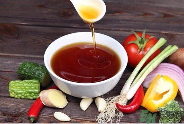 夏天小磨油要不要放冰箱？小磨油可不可以放冰箱？