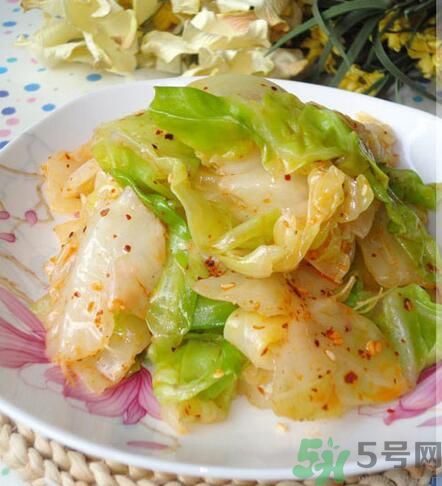 包菜可以生吃嗎？包菜可以涼拌嗎？