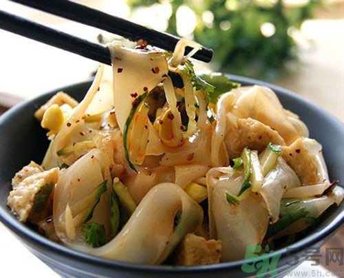 流產(chǎn)了能吃涼皮嗎？流產(chǎn)后吃涼皮會(huì)怎么樣？