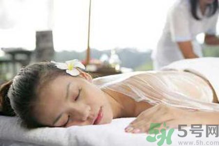 夏季濕氣重怎么辦？夏季祛濕的方法