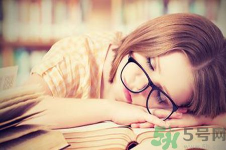 夏季濕氣重怎么辦？夏季祛濕的方法