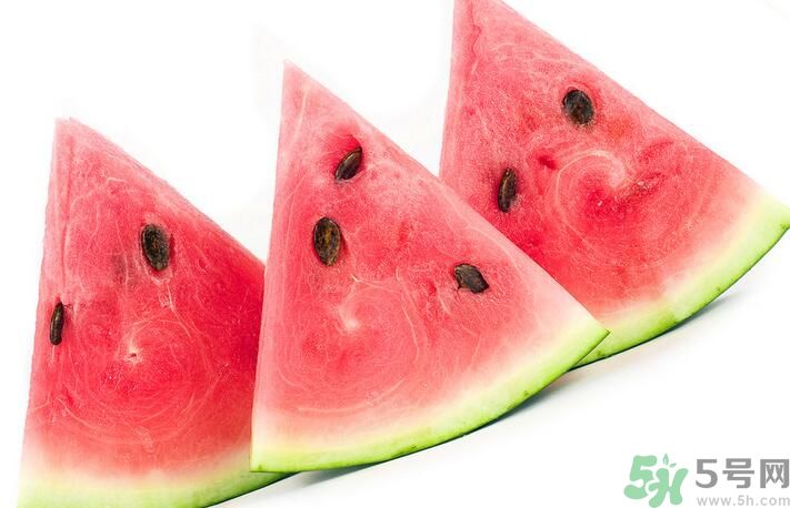 沙瓤西瓜怎么挑？怎么挑選西瓜？