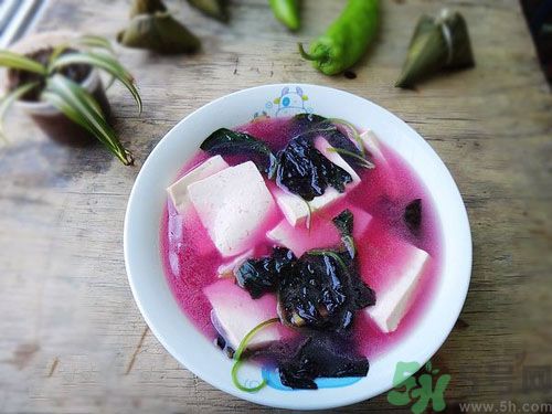 莧菜可以和豆腐一起吃嗎？莧菜能和豆腐一起吃嗎？