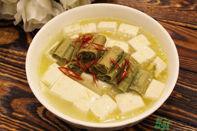 莧菜可以和豆腐一起吃嗎？莧菜能和豆腐一起吃嗎？