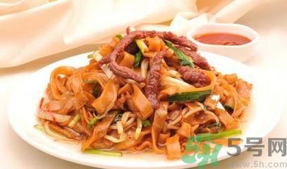 涼皮和河粉有什么區(qū)別？涼皮和河粉哪個更有營養(yǎng)？